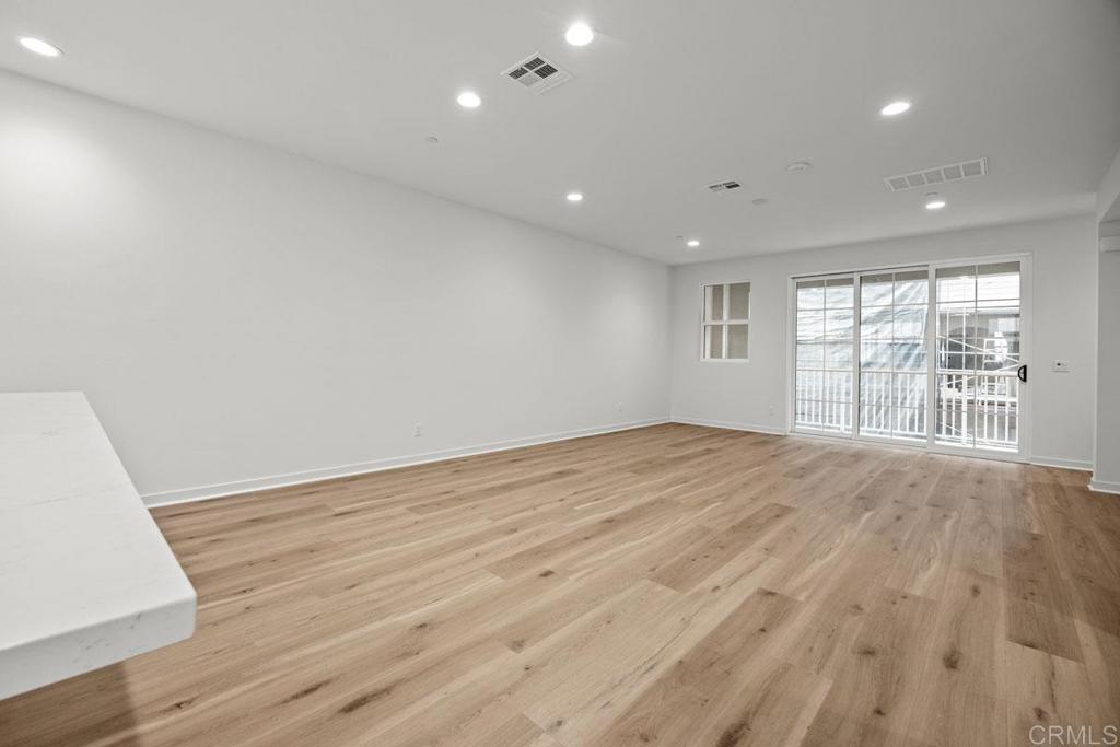 2545 Broom Lane Property Photo 3