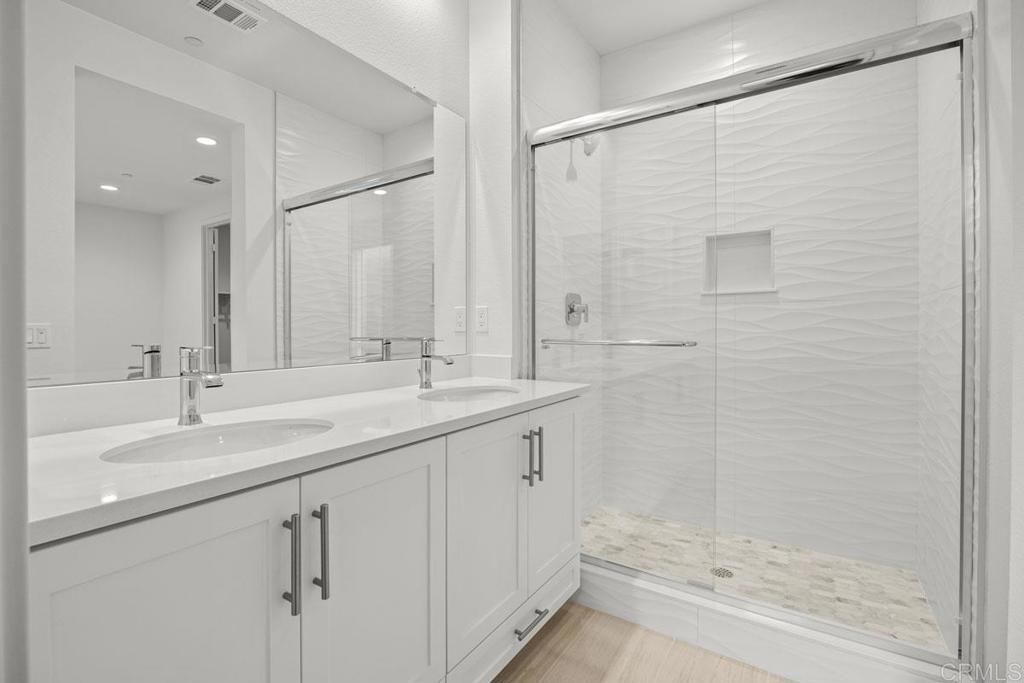 2545 Broom Lane Property Photo 8
