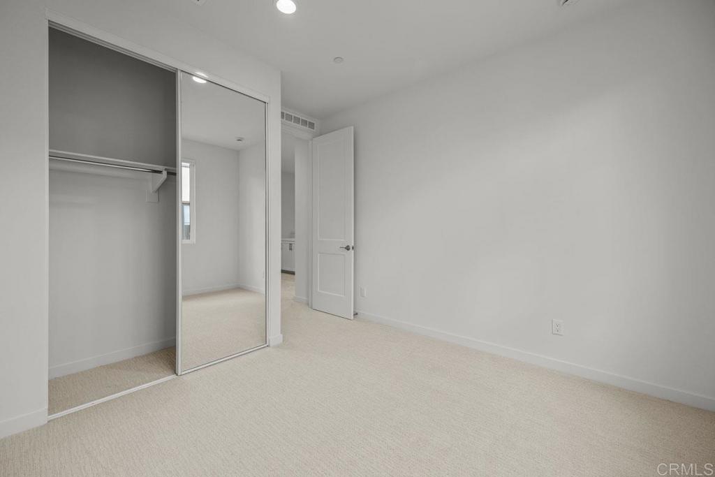 2545 Broom Lane Property Photo 11