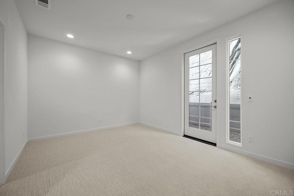 2545 Broom Lane Property Photo 13