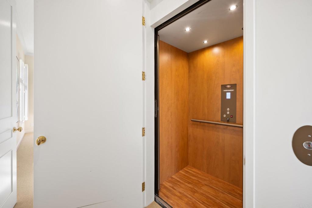 5851 Via De La Cumbre Property Photo 29