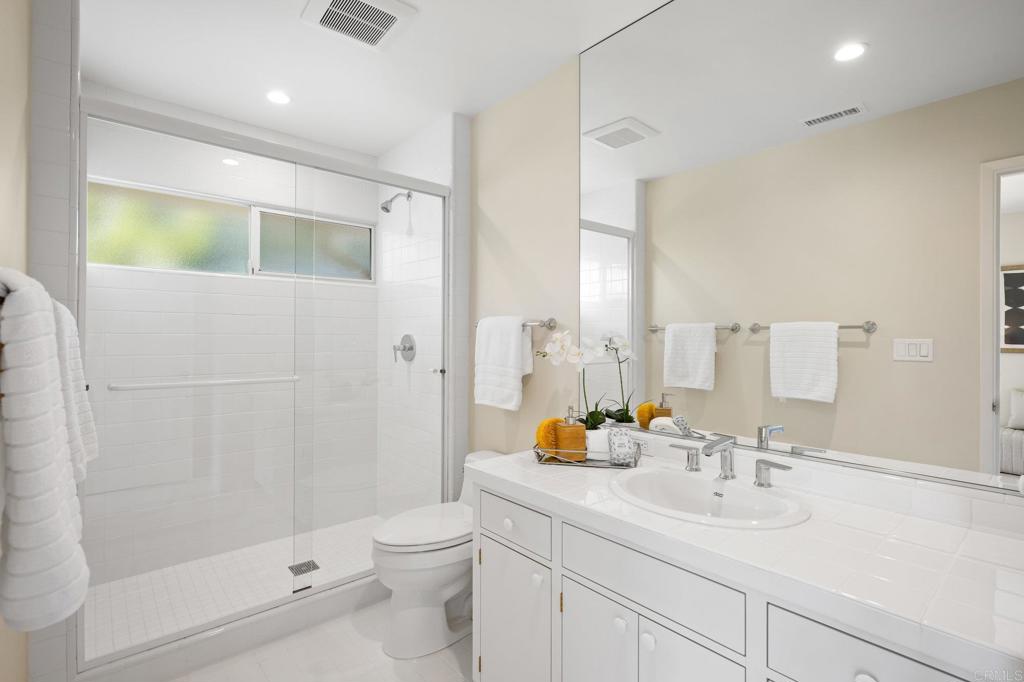 5851 Via De La Cumbre Property Photo 40