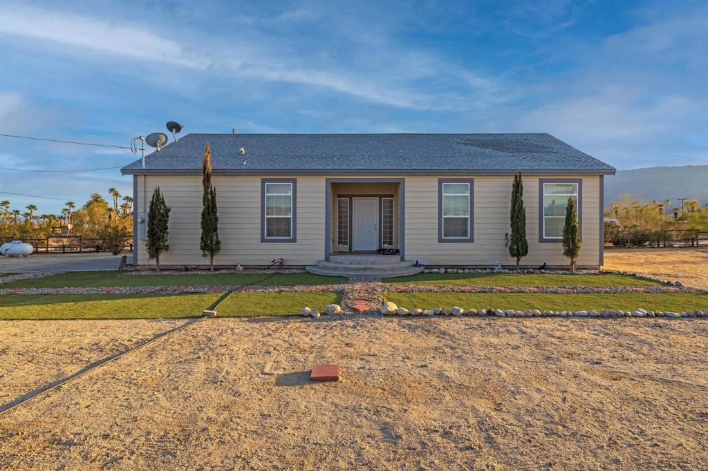 2731 Frying Pan Property Photo