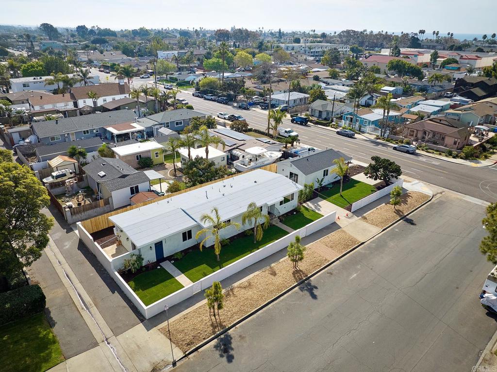 735 737 Pine Ave Property Photo