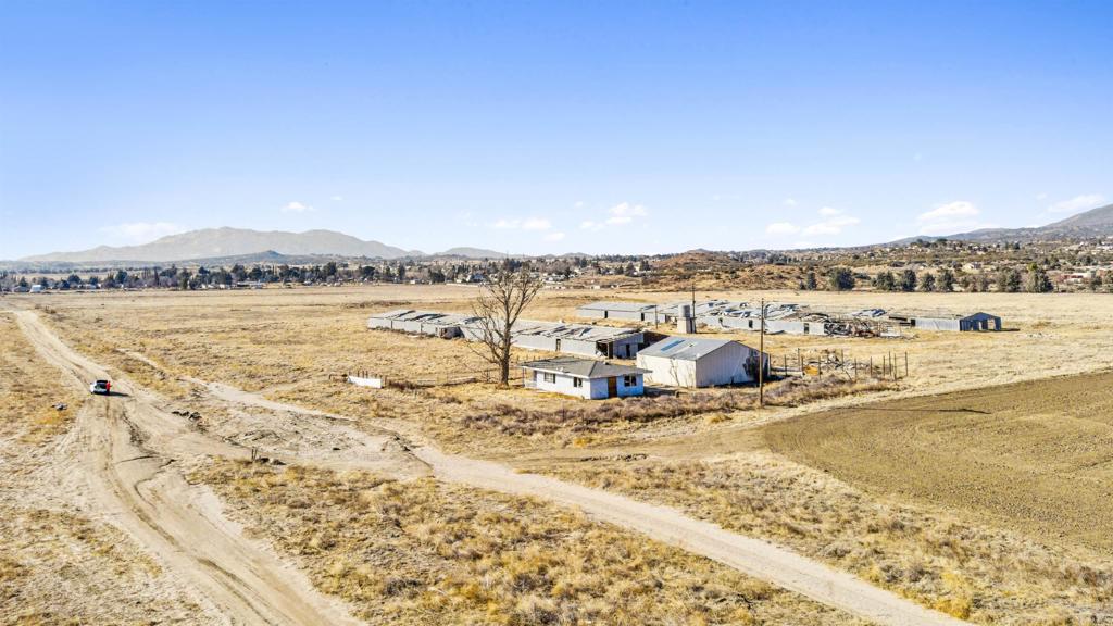 57150 Johnson Road Property Photo 4