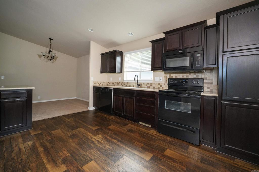 8975 Lawrence Welk Dr 112 Property Photo 9