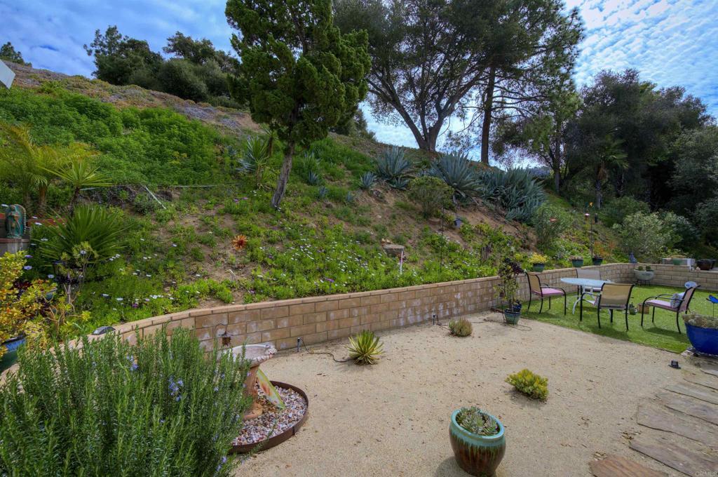 8975 Lawrence Welk Dr 112 Property Photo 21