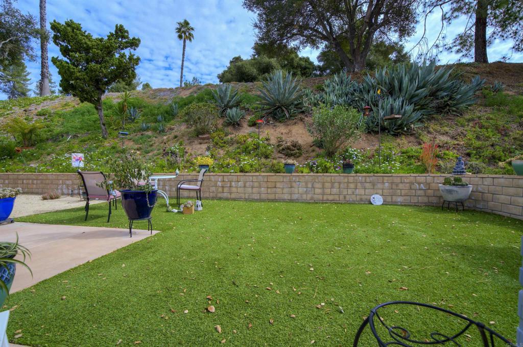 8975 Lawrence Welk Dr 112 Property Photo 25