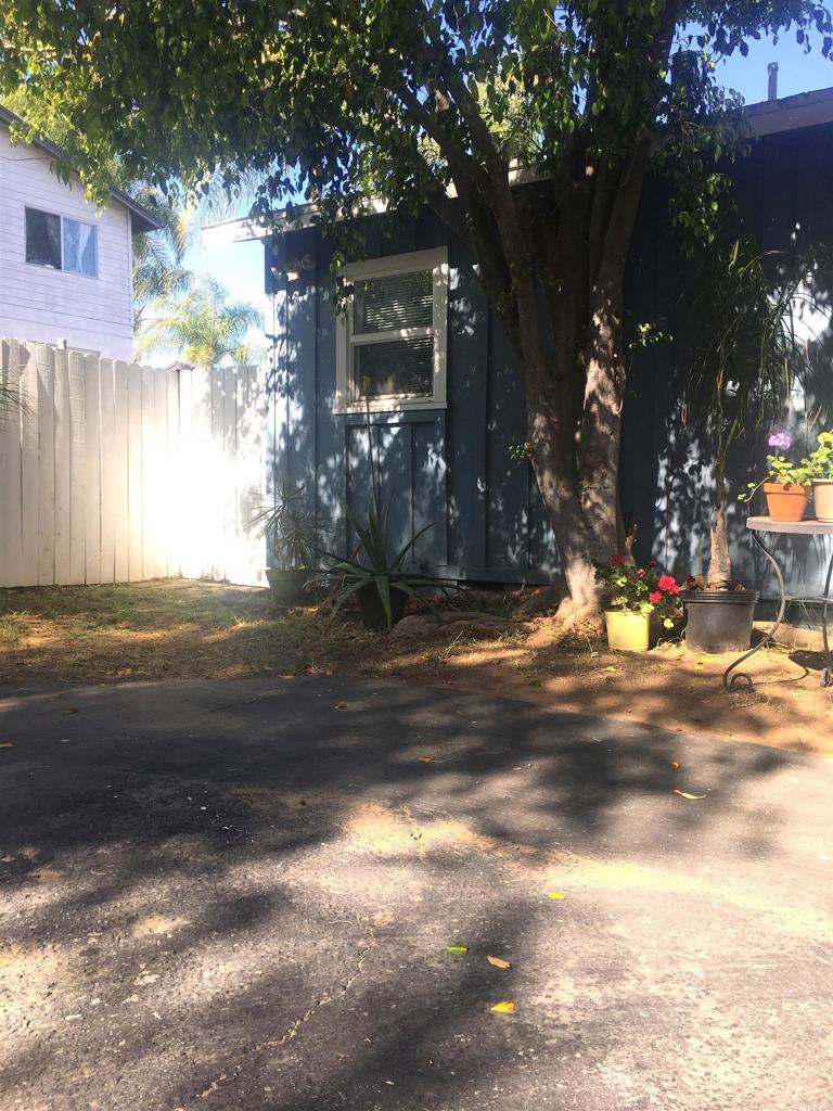 408 N Pico Property Photo 34