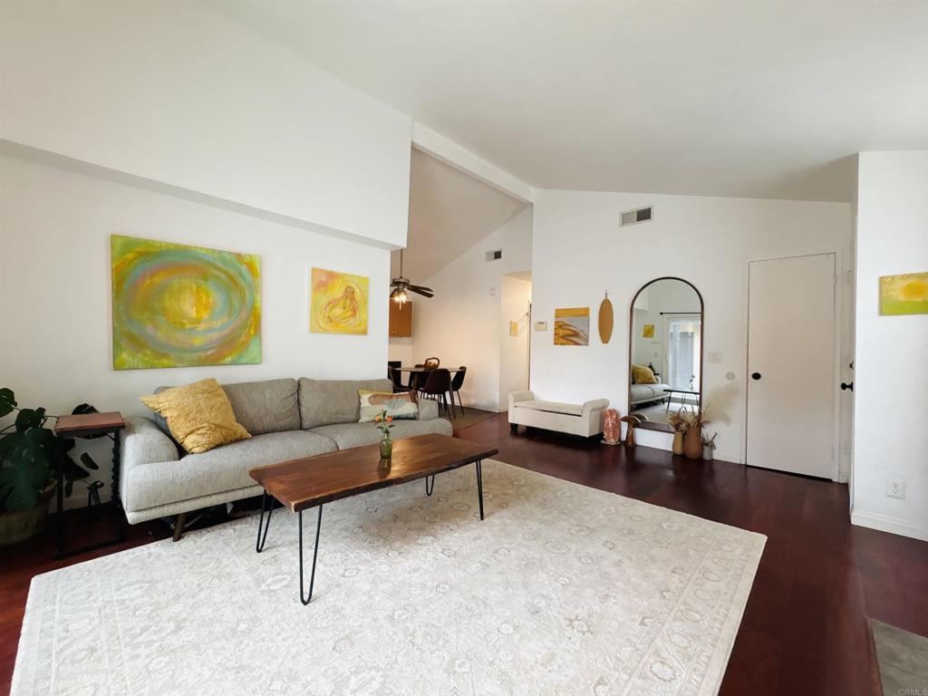 3433 Orchard Way Property Photo