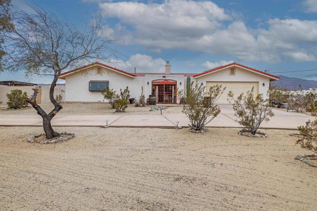 3803 Pecos Drive Property Photo
