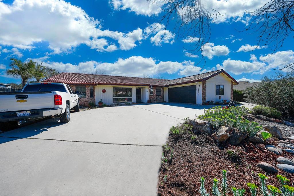 16233 Oakley Road Property Photo