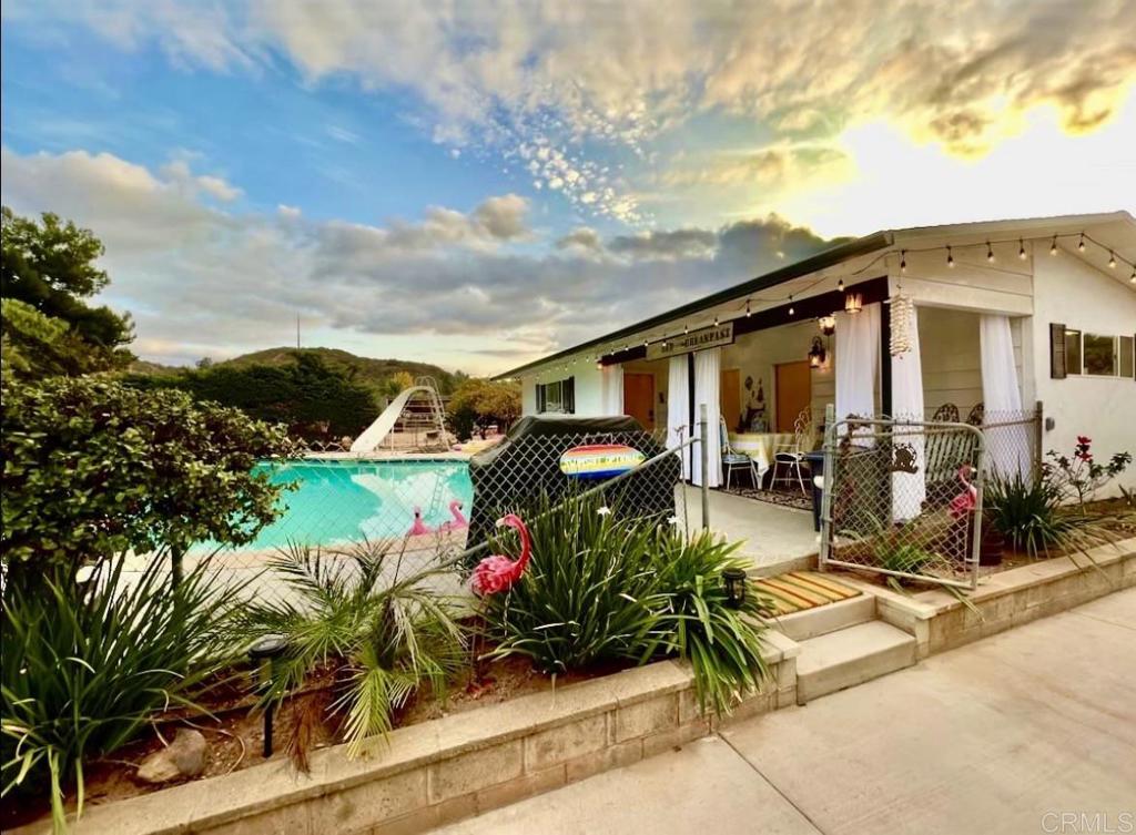 13469 Sunny Lane Property Photo