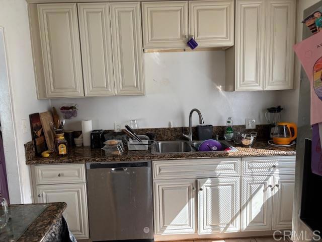 4169 Central Avenue Property Photo 7