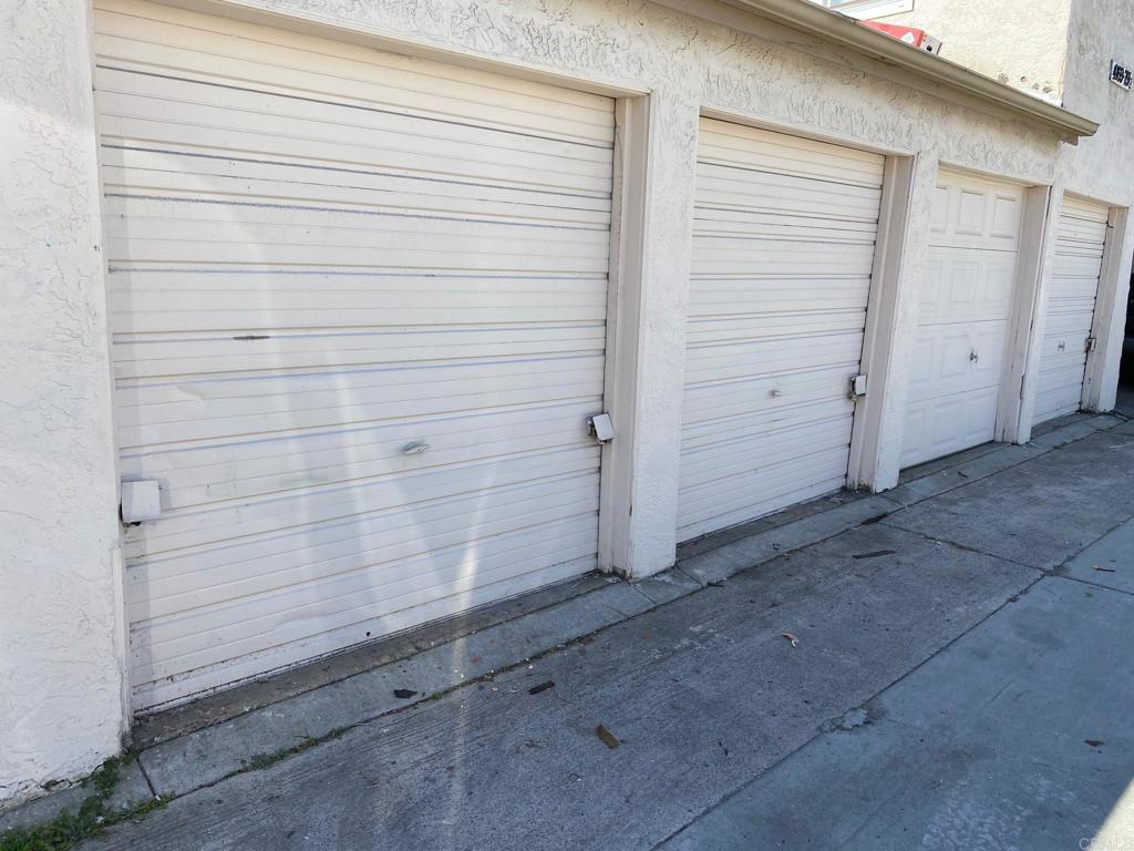 4169 Central Avenue Property Photo 11