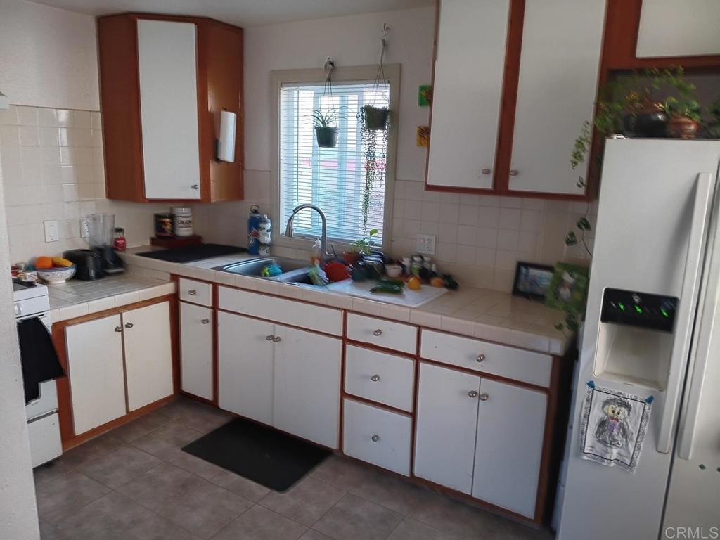 4169 Central Avenue Property Photo 12