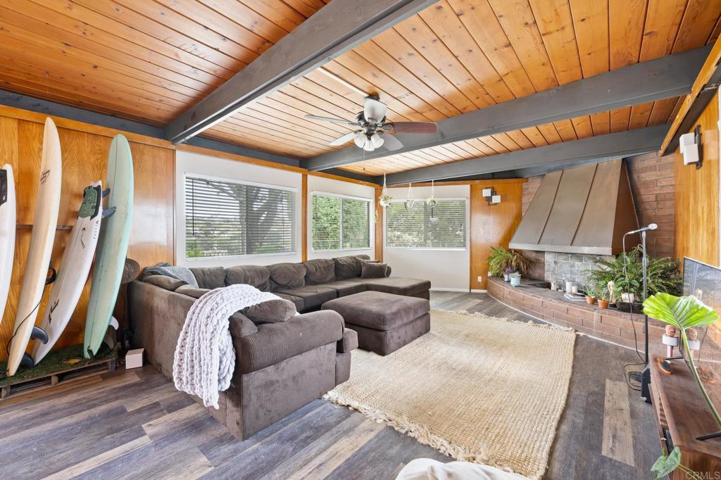 2151 Glasgow Avenue Property Photo 7