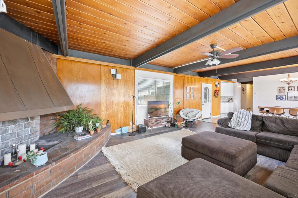2151 Glasgow Avenue Property Photo 9