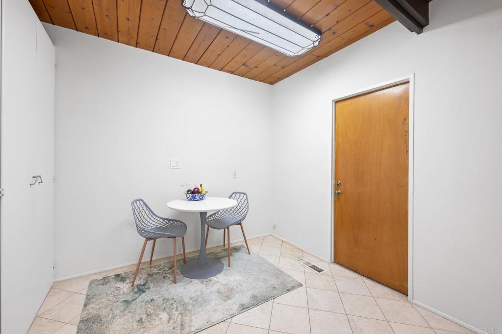 2151 Glasgow Avenue Property Photo 16