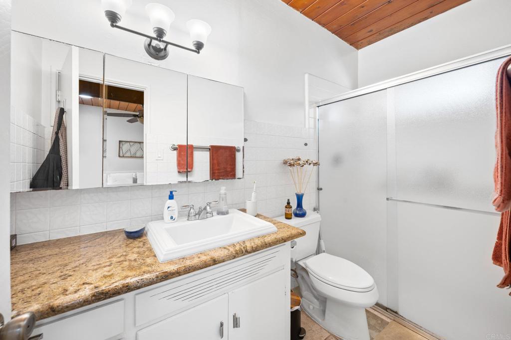 2151 Glasgow Avenue Property Photo 18
