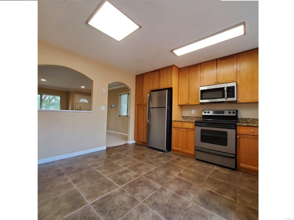 1457 N Broadway A Property Photo