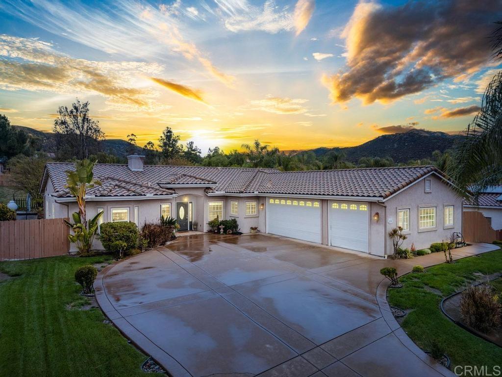 24246 Cerro Vista Way Property Photo
