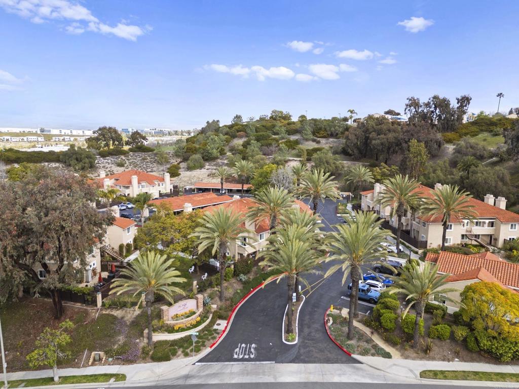 700 Sea Cliff Way 701 Property Photo