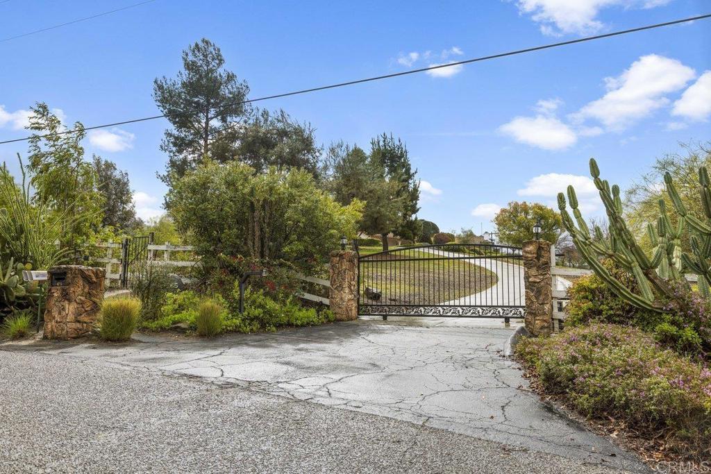 4265 Via El Dorado Property Photo
