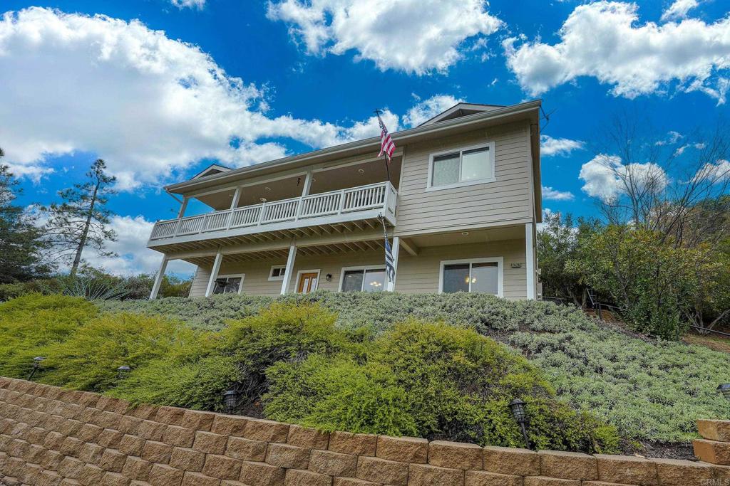 1626 Frisius Drive Property Photo 4