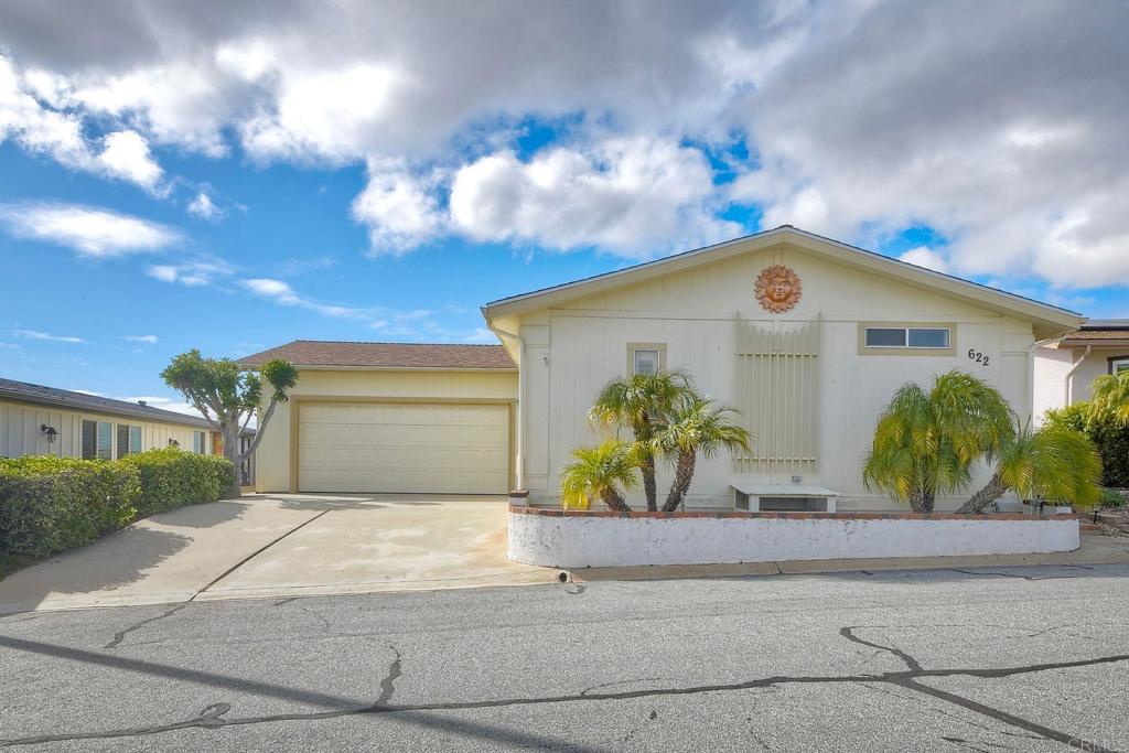 622 Via Santa Cruz Property Photo