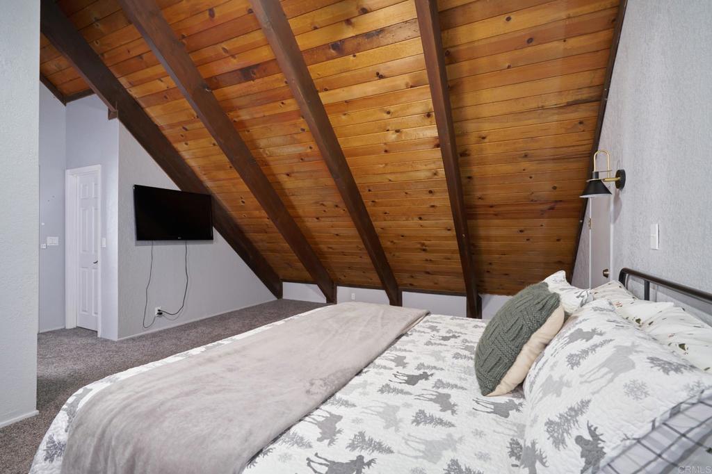 1111 Elmwood Place Property Photo 27