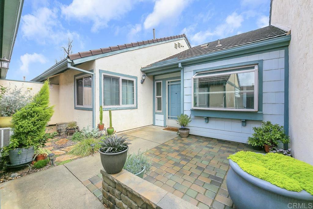 422 Hanford Gln Property Photo