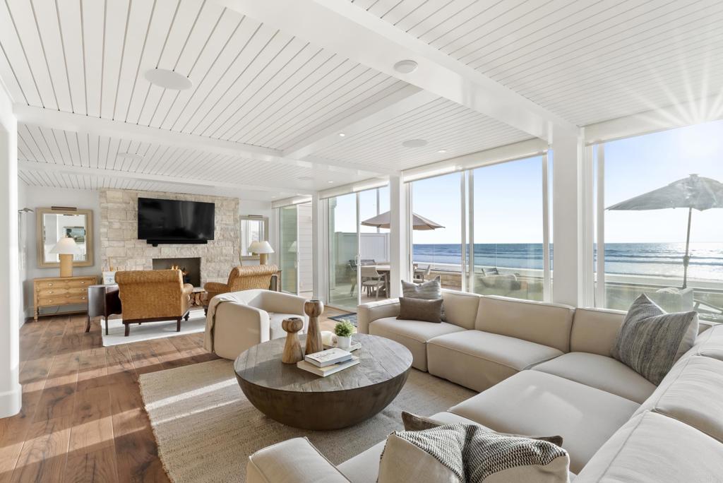 2418 Ocean Front Property Photo