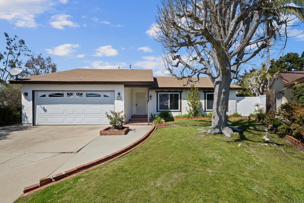 664 Mariposa Circle Property Photo