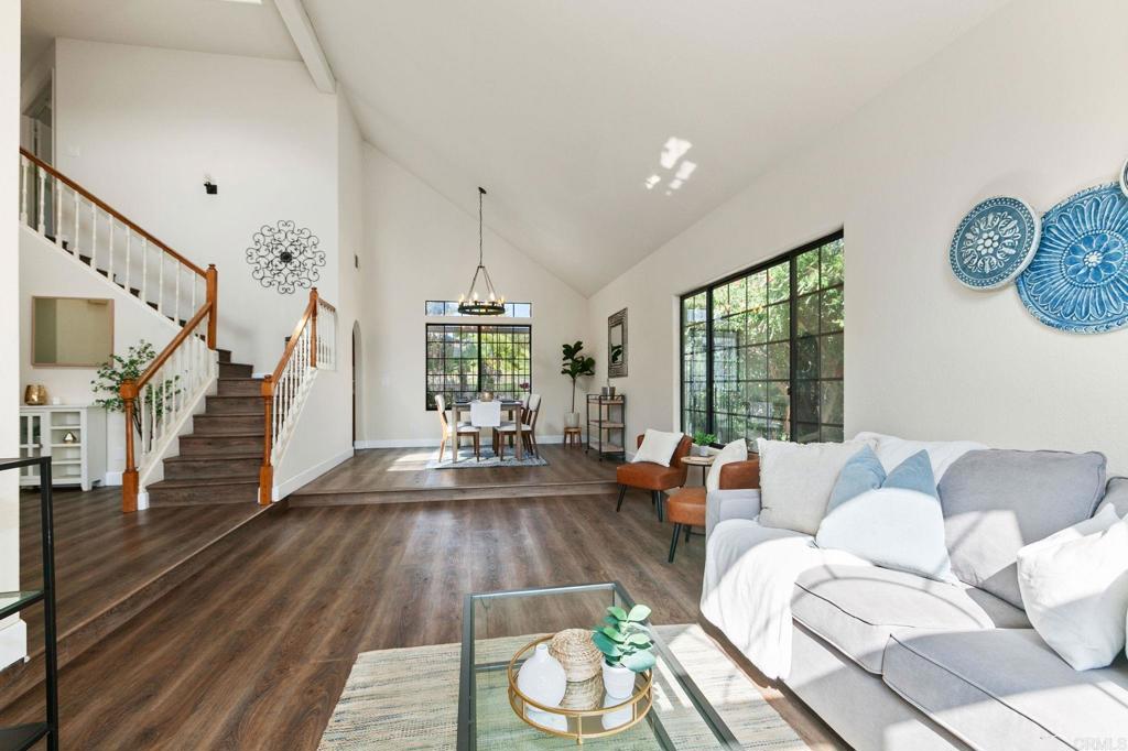 16898 Whispering Oaks Lane Property Photo