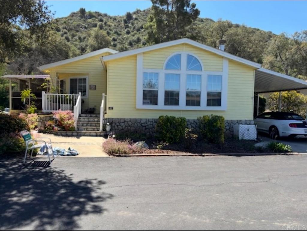 Fallbrook Union Real Estate Listings Main Image