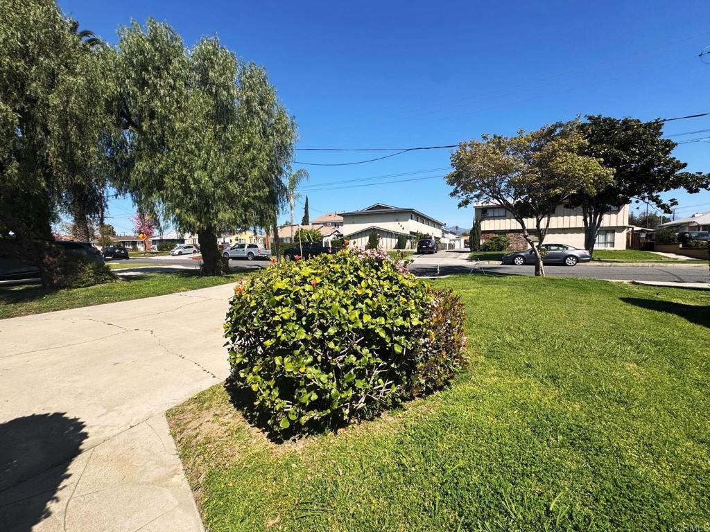 456 E Puente Street Property Photo 2