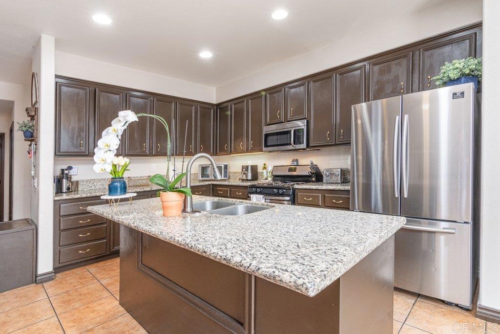 400 Colt Street Property Photo