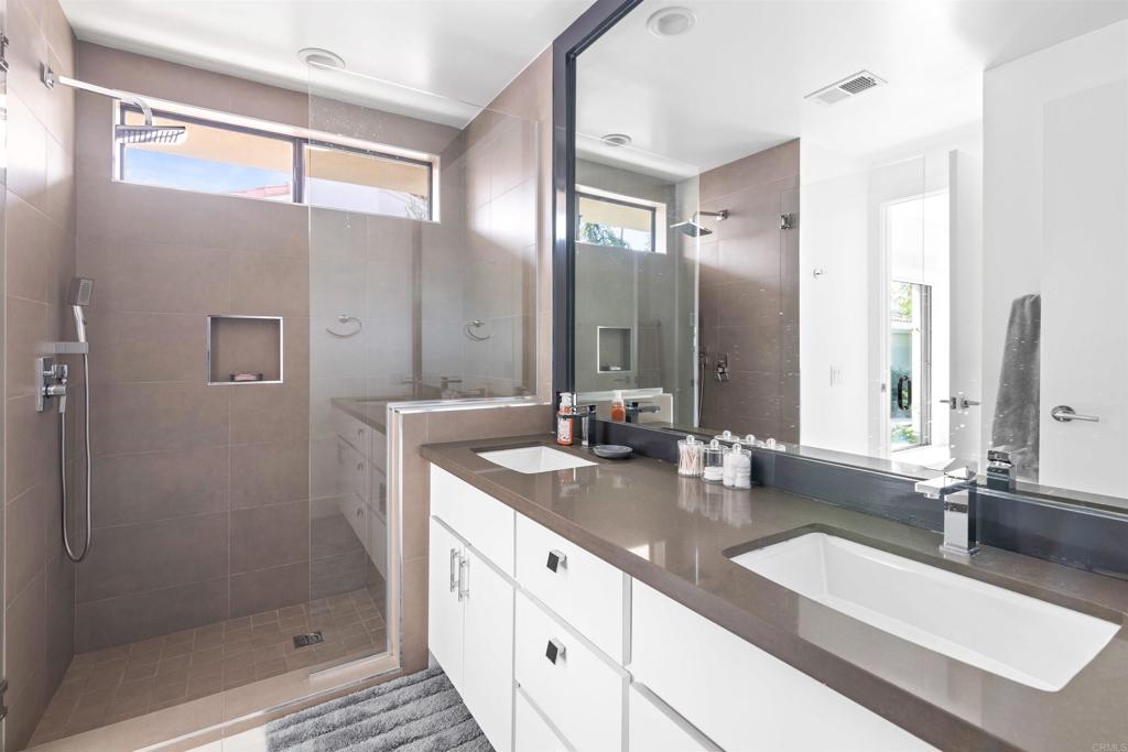 54877 Inverness Way Property Photo 29
