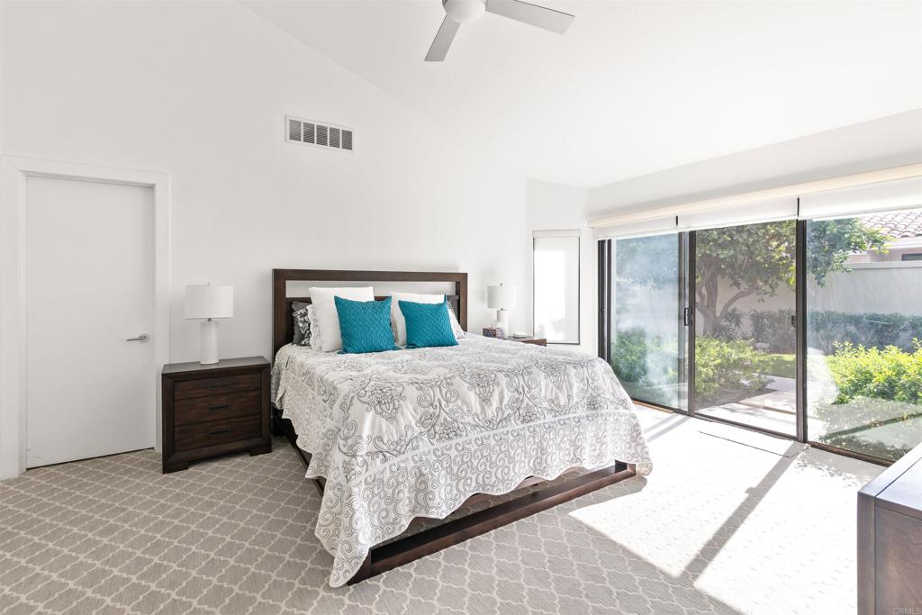 54877 Inverness Way Property Photo 30