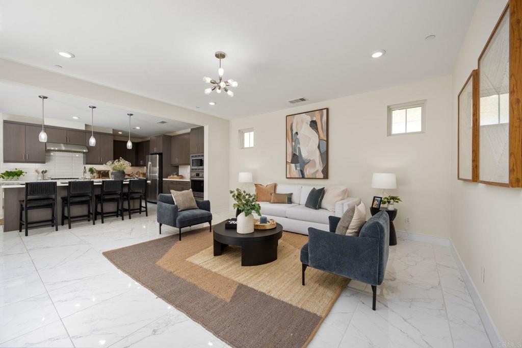 6784 Kenmar Way