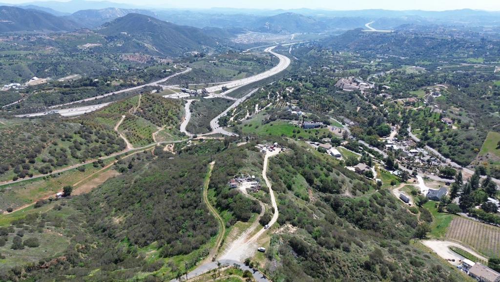 121 Avo Drive Property Photo 16