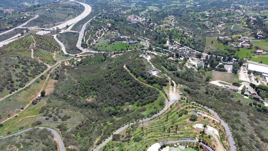 121 Avo Drive Property Photo 17