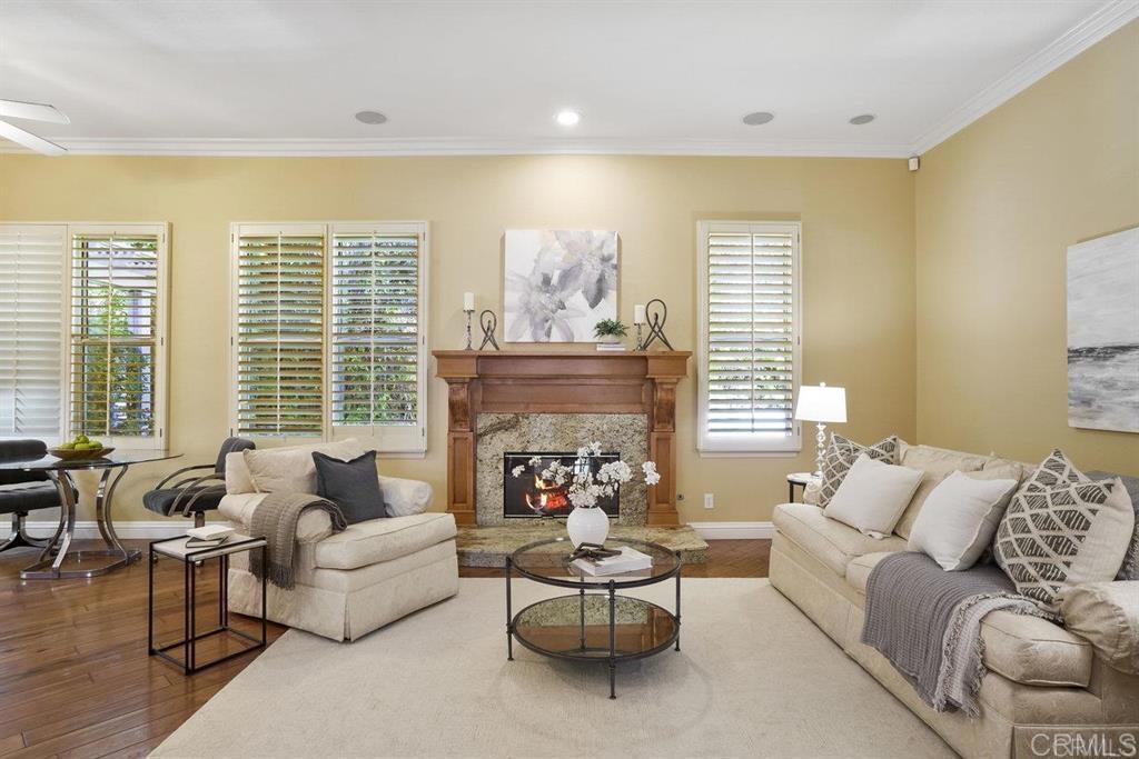1574 Andorre Gln Property Photo 17