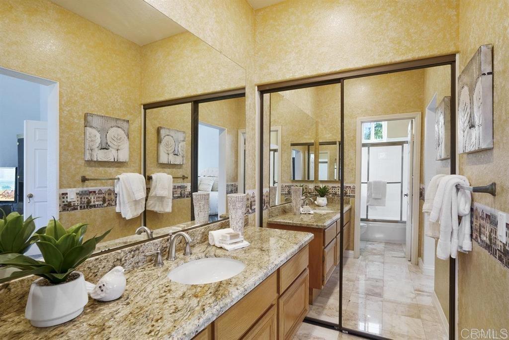 1574 Andorre Gln Property Photo 31