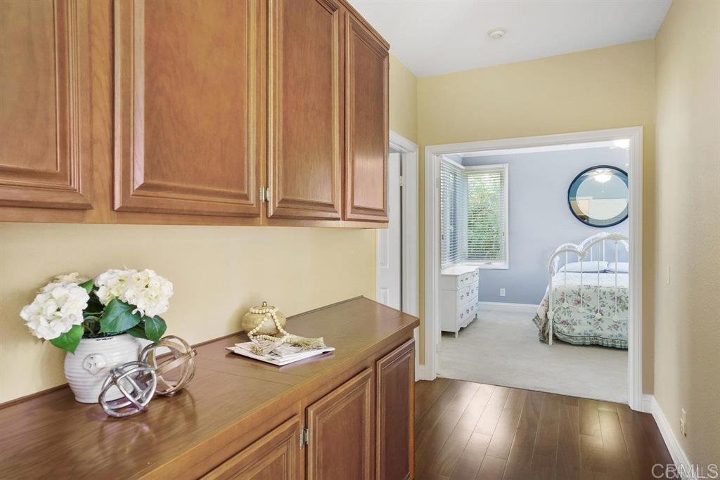 1574 Andorre Gln Property Photo 32