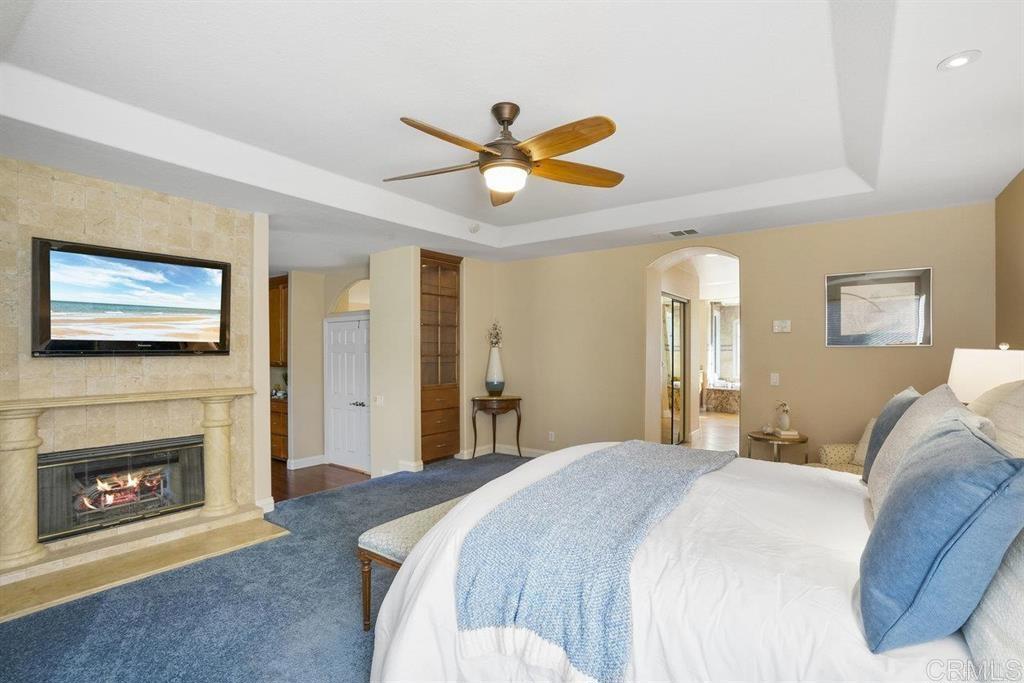 1574 Andorre Gln Property Photo 38