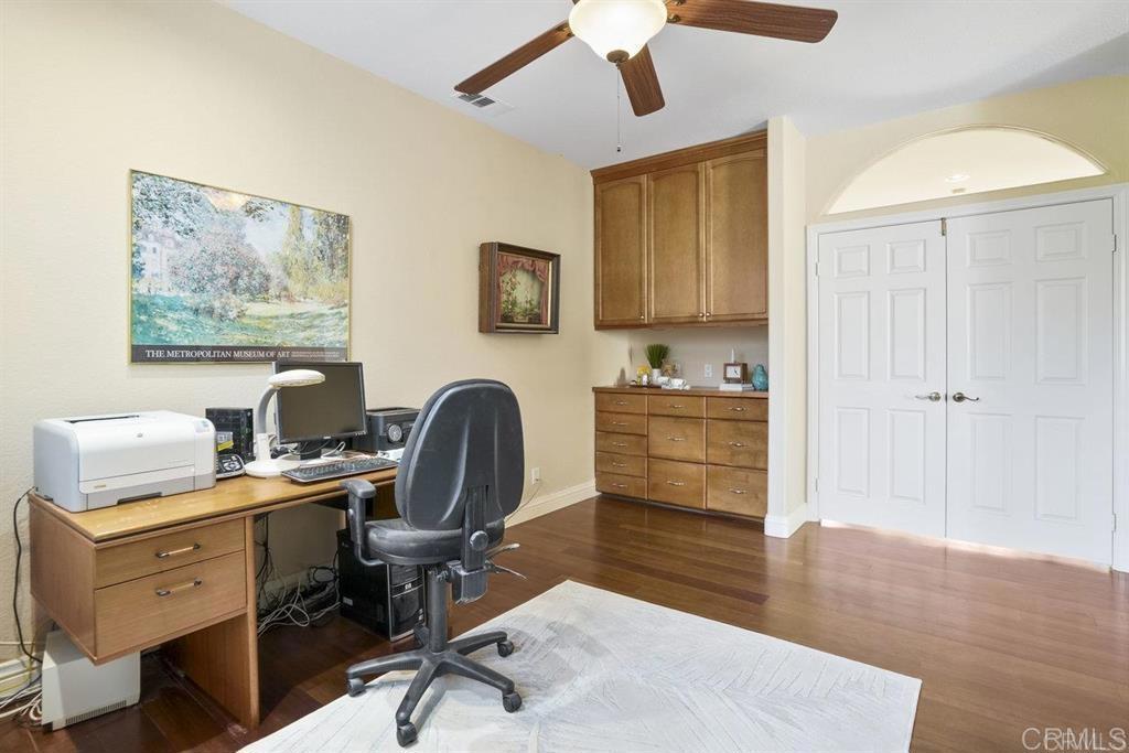 1574 Andorre Gln Property Photo 43