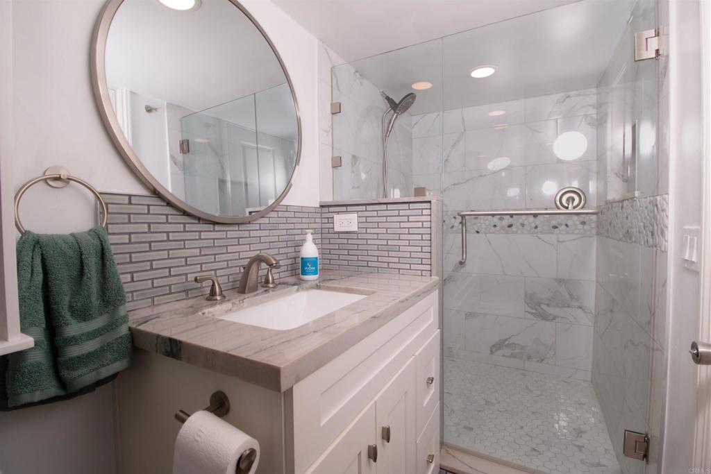 1046 S Cleveland Street 16 Property Photo 7