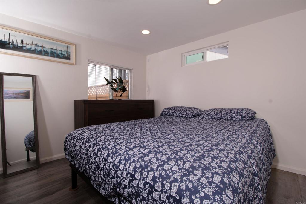 1046 S Cleveland Street 16 Property Photo 8